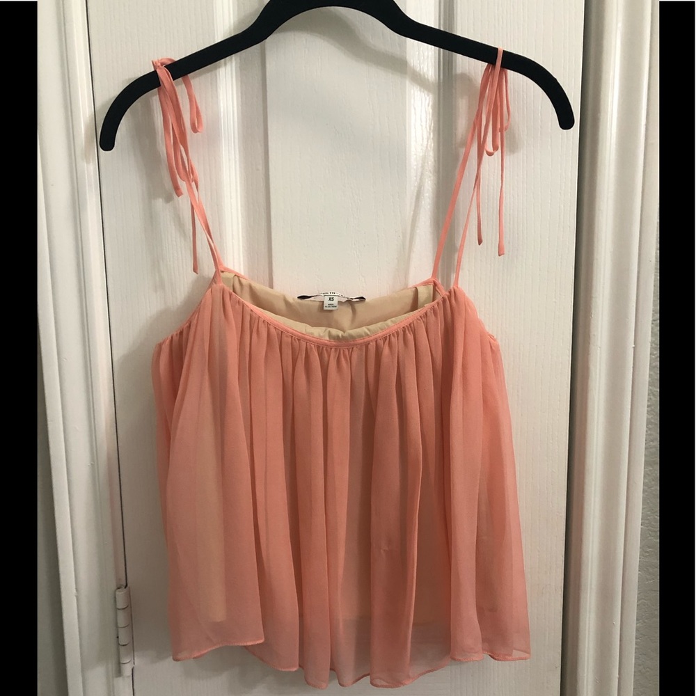 Elizabeth and James coral silk top xs